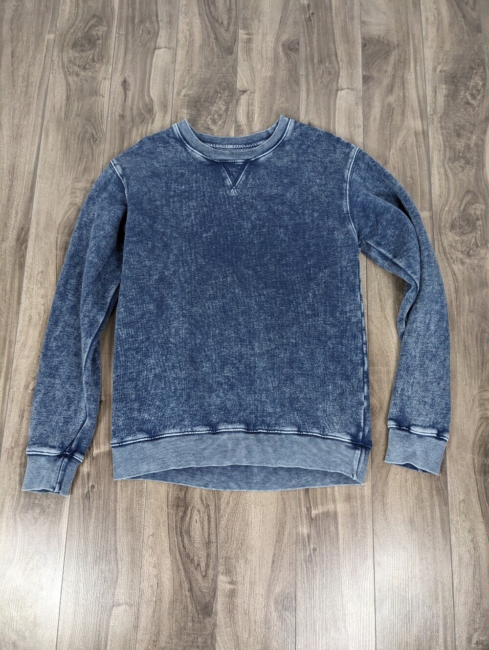 Aritzia TNA Crew Neck Sweatshirt Size XS